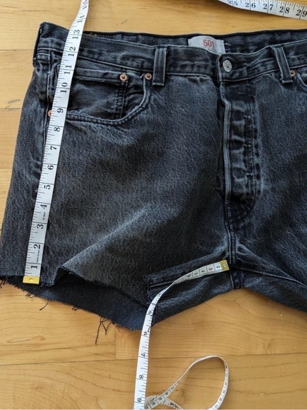 Vintage Levi's 501 Cutoff Jean denim Shorts Black wash xl waist 36 38 @p - Picture 2 of 10